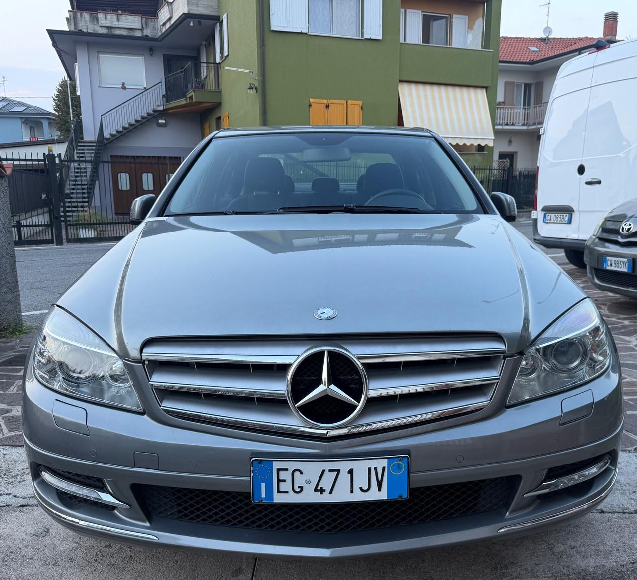 Mercedes-benz C 250 CDI BlueEFFICIENCY Avantgarde