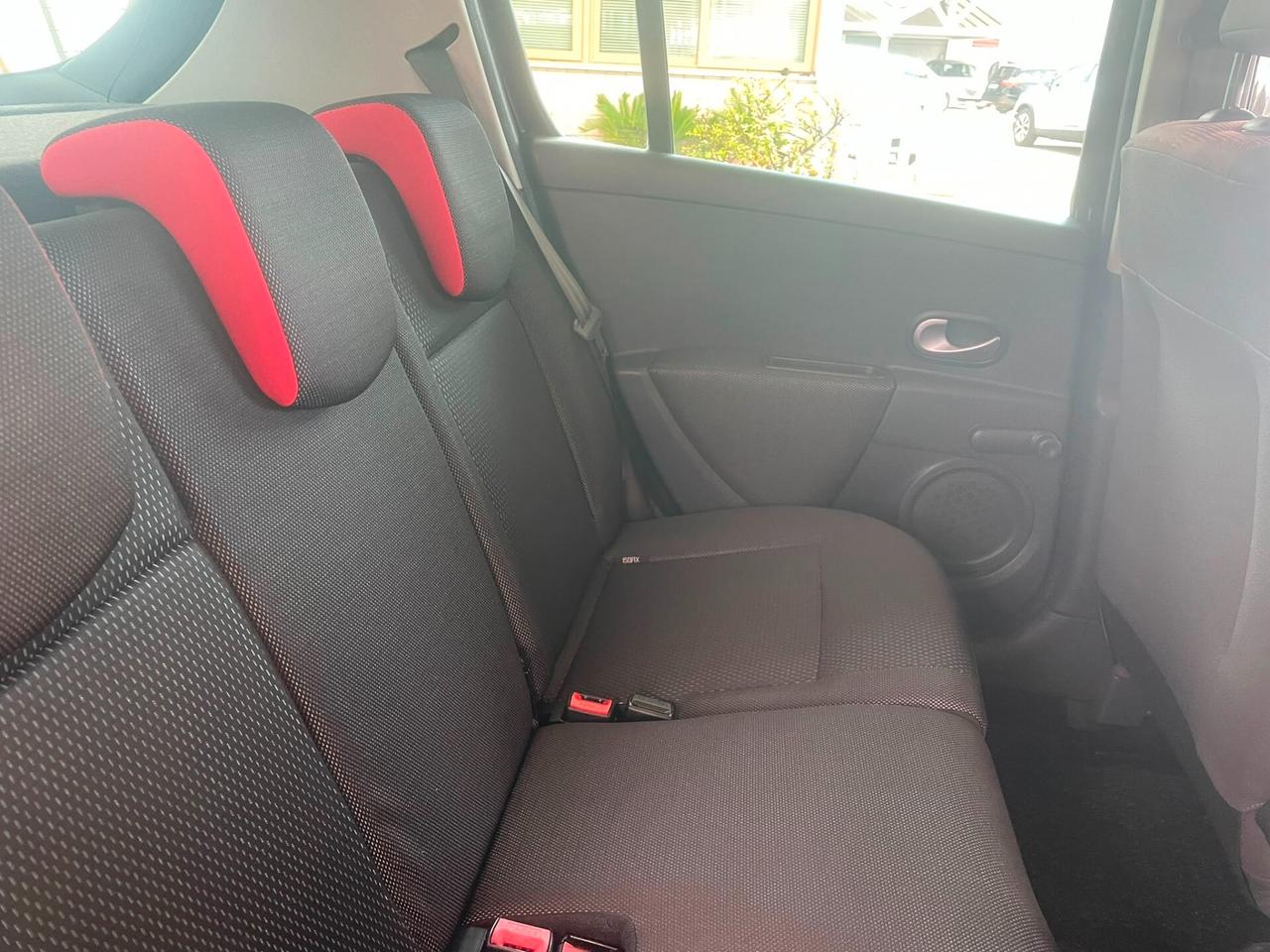 Renault Clio 1.5 dCi 85CV 5 porte Rip Curl