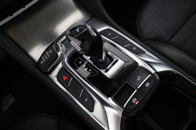 MG EHS Plug-in Hybrid Luxury