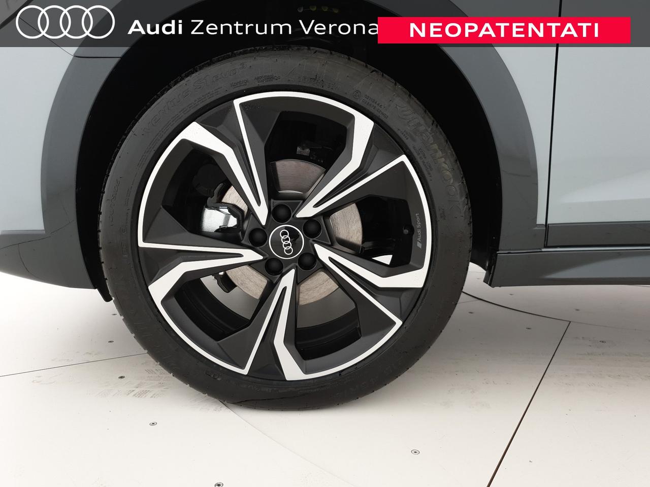 Allstreet 30TFSI 116CV Identity Contrast
