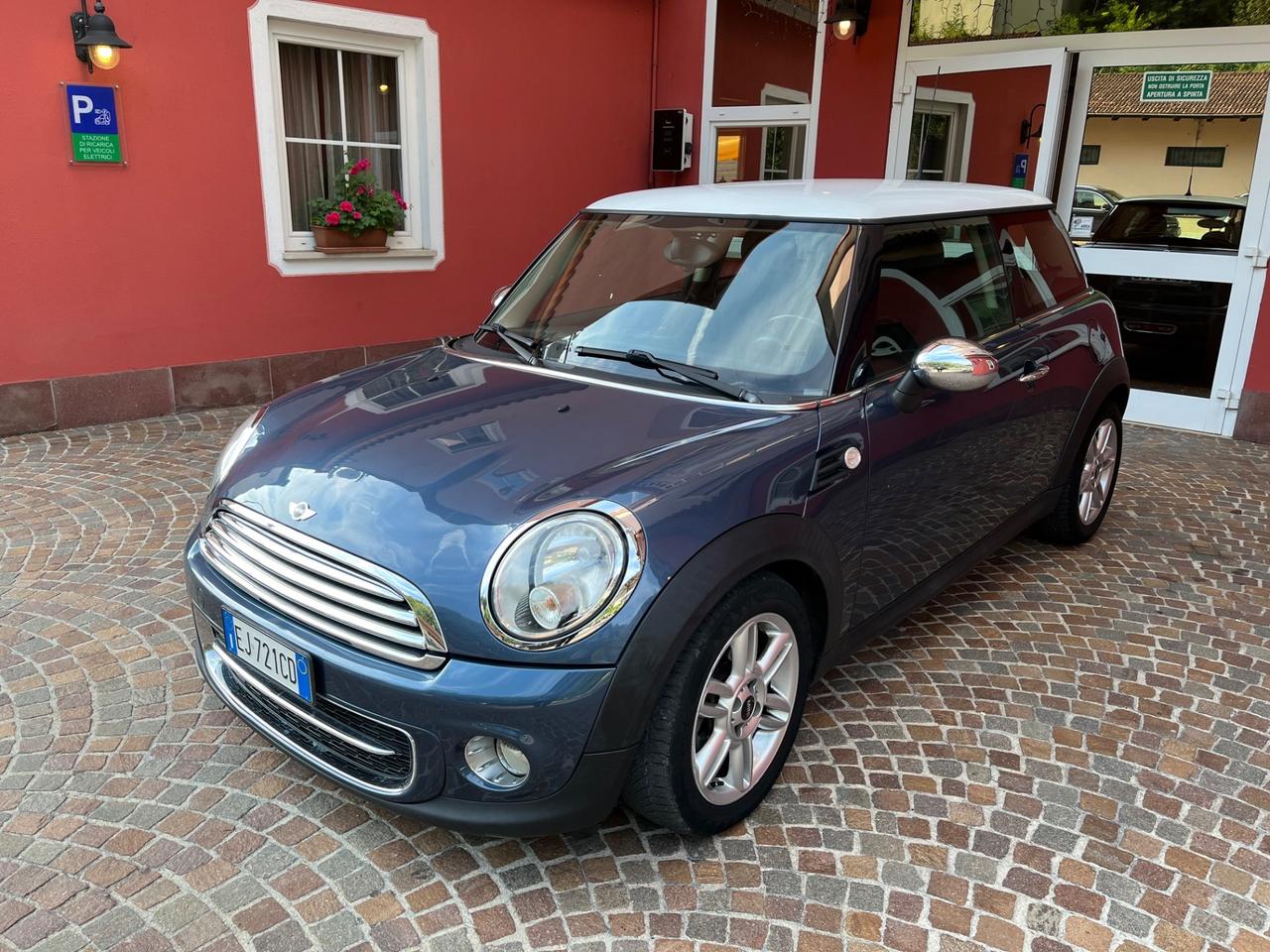 Mini 2.0 16V Cooper DIESEL - Automatica