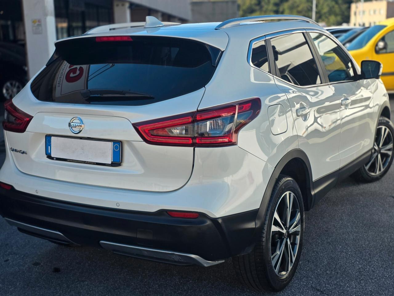 Nissan Qashqai 1.3 DIG-T 140 CV Tekna+