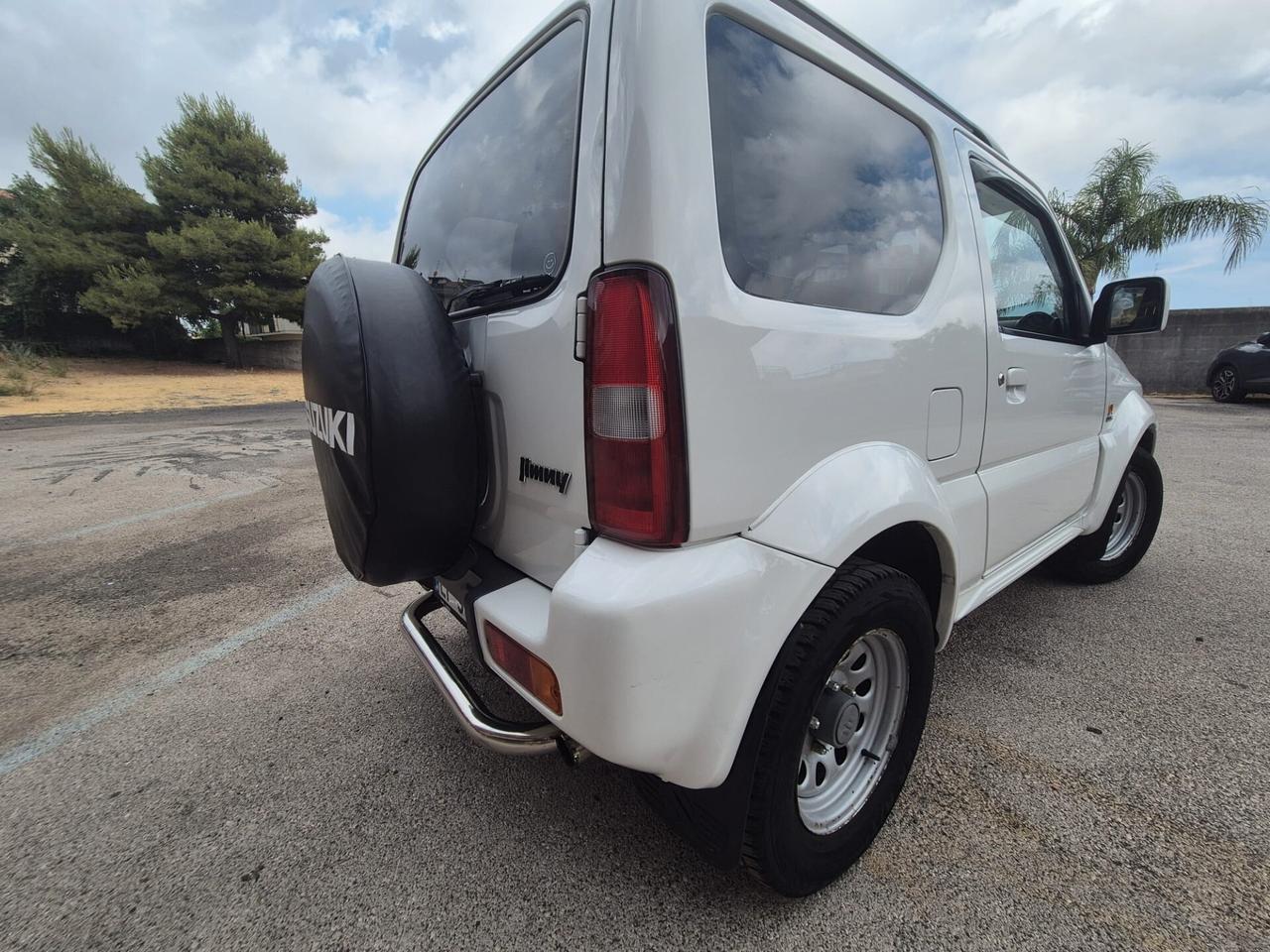 Suzuki Jimny 1.5 DDiS cat 4WD Special 2011