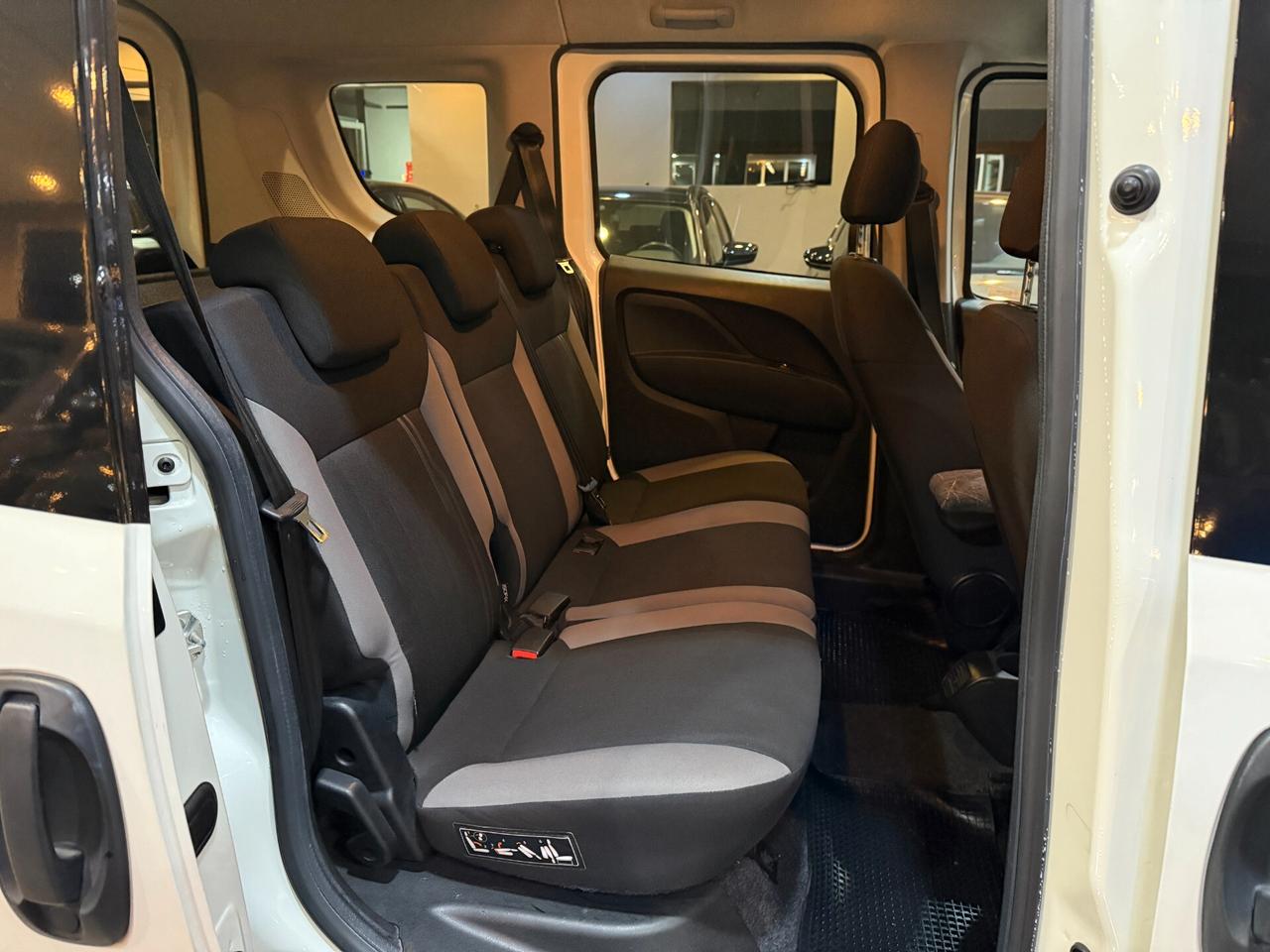 Fiat Doblo 1.6 mjt 16v AUTOCARRO