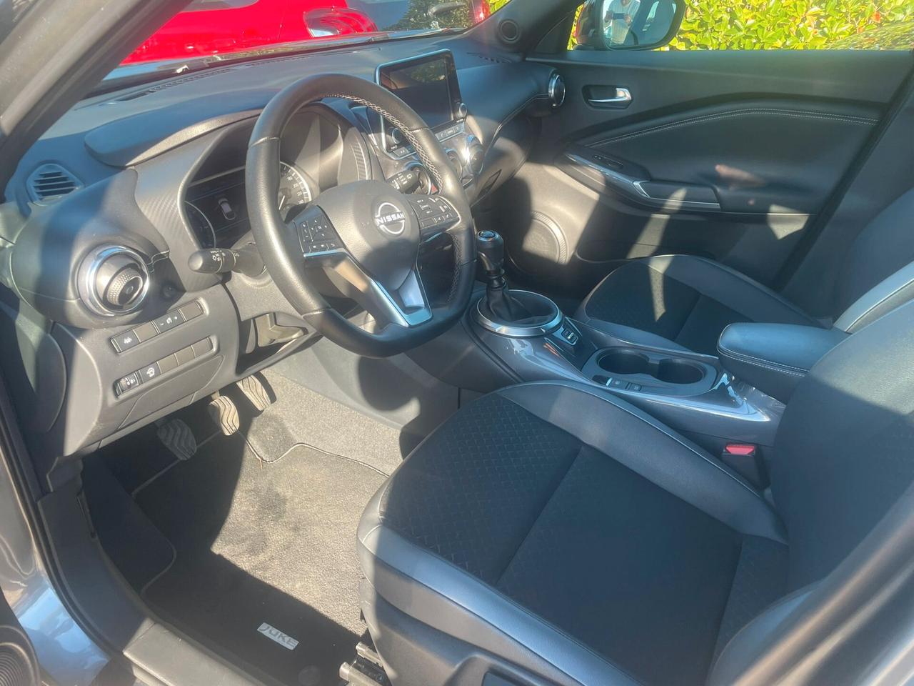 Nissan Juke 1.0 DIG-T 114 CV N-Connecta