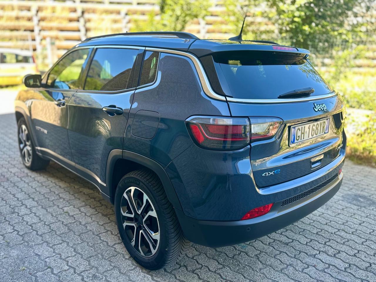Jeep Compass Hybrid PHEV 190