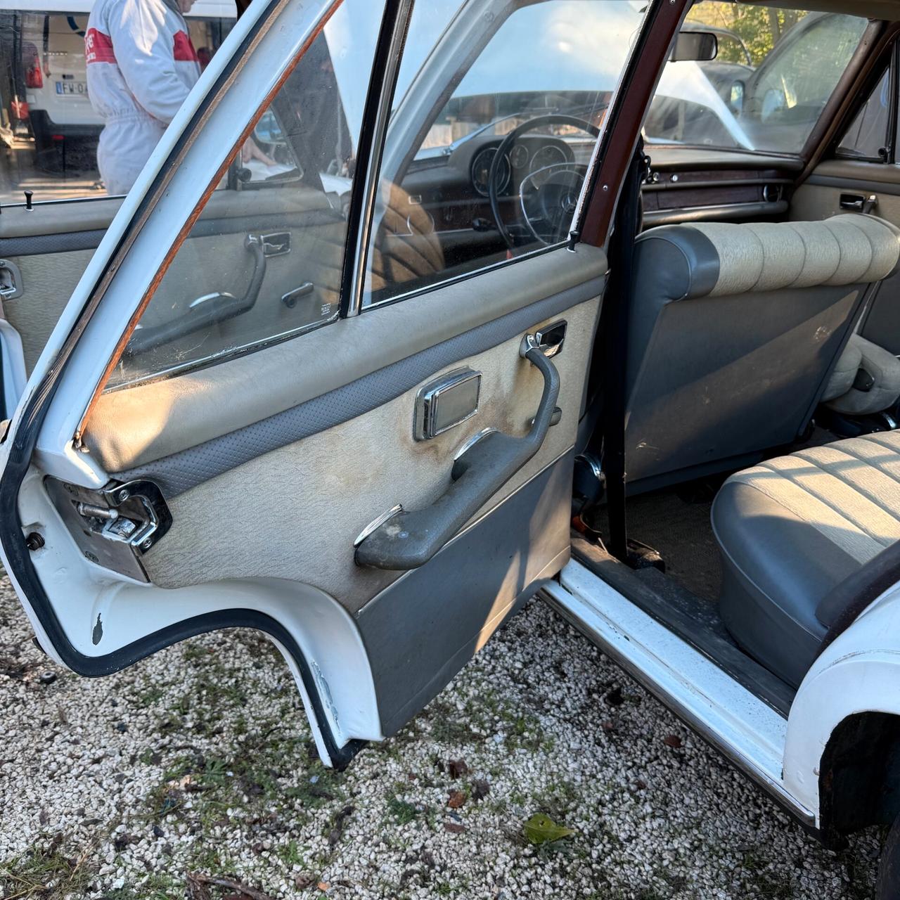 Mercedes-benz S 250 w108