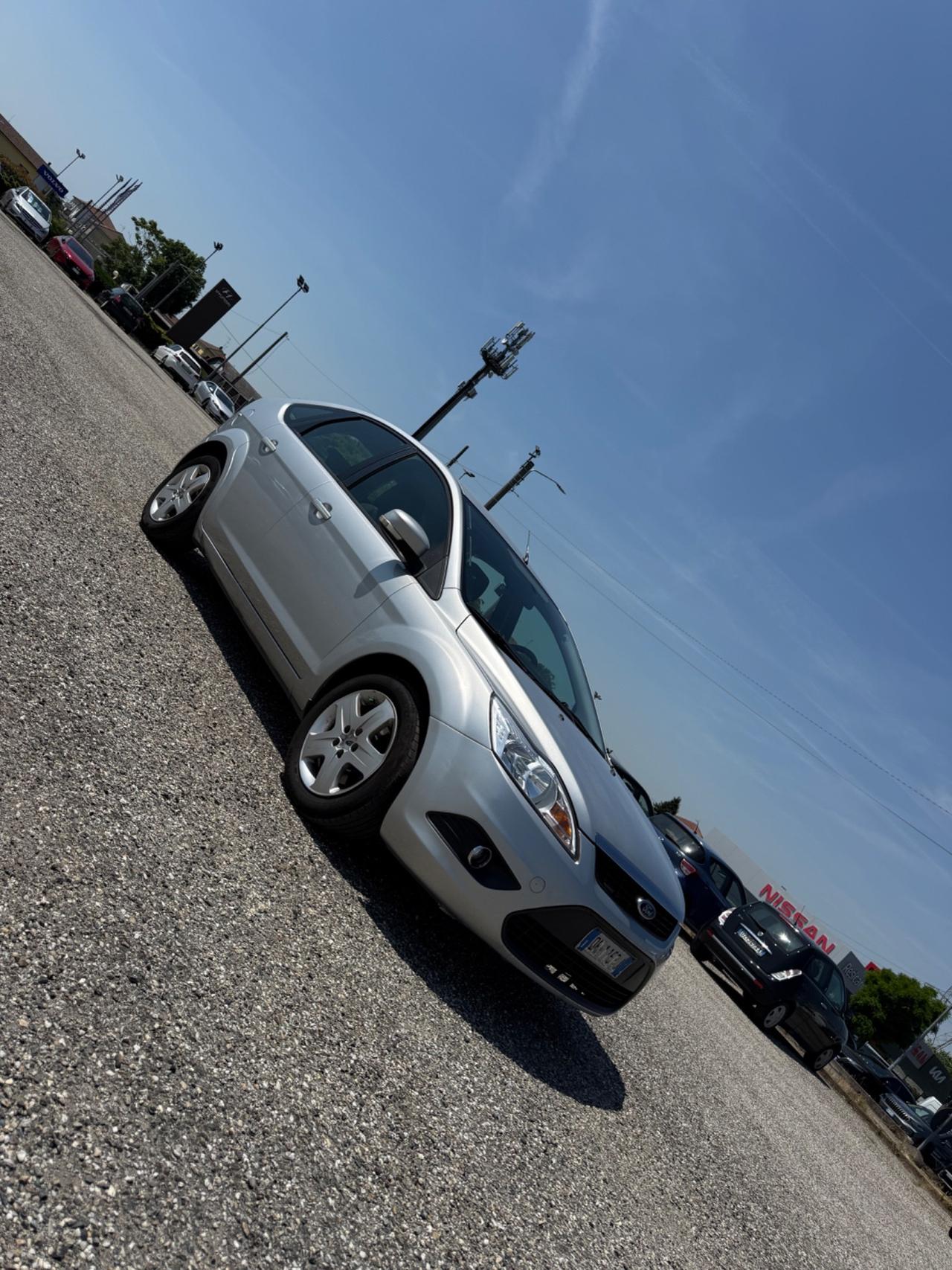 Ford Focus 1.6 (100CV) 5p. Titanium