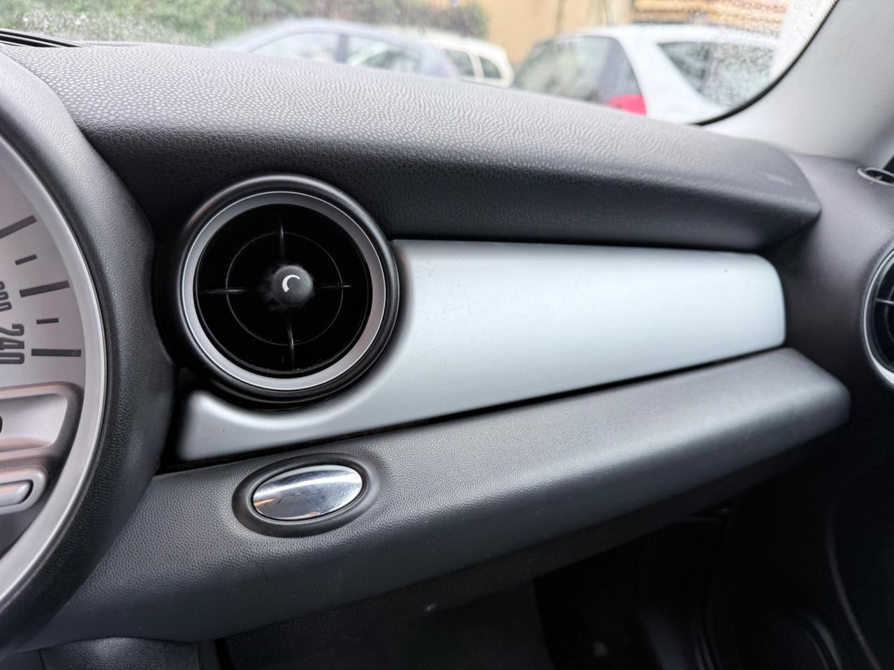 Mini 1.6 16V Cooper D