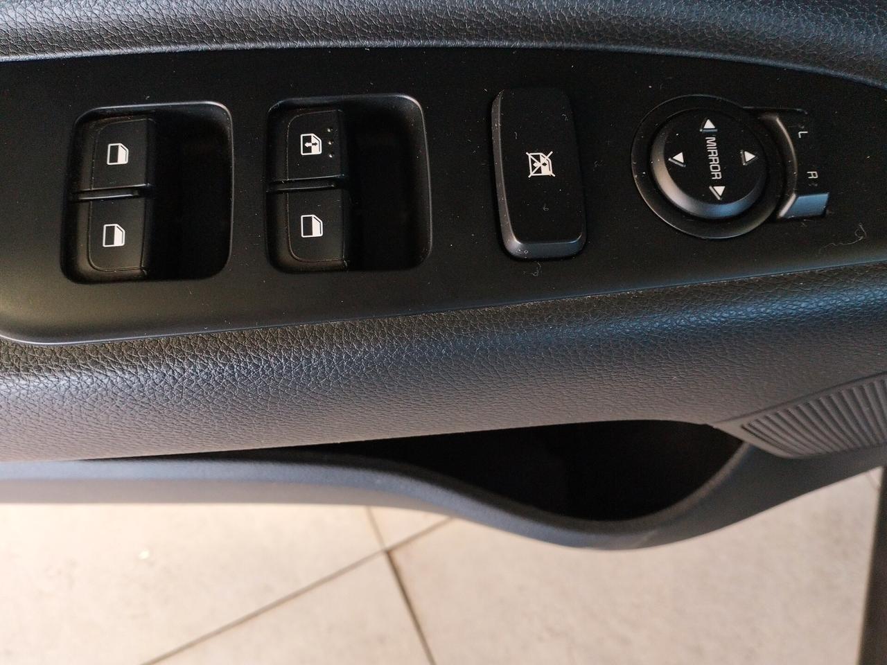 Kia Stonic 1.2 dpi Style s/Design Pack 84cv