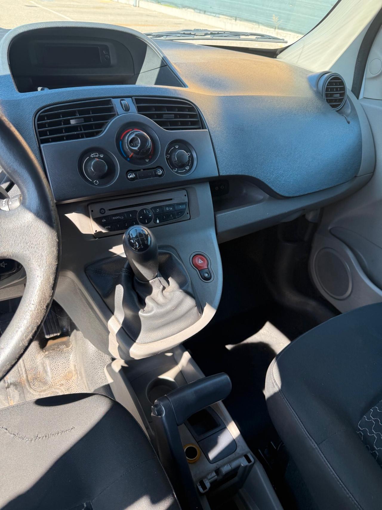 Renault Kangoo 1.5 dci - NEOPATENTATI - OTTIME CONDIZIONI -