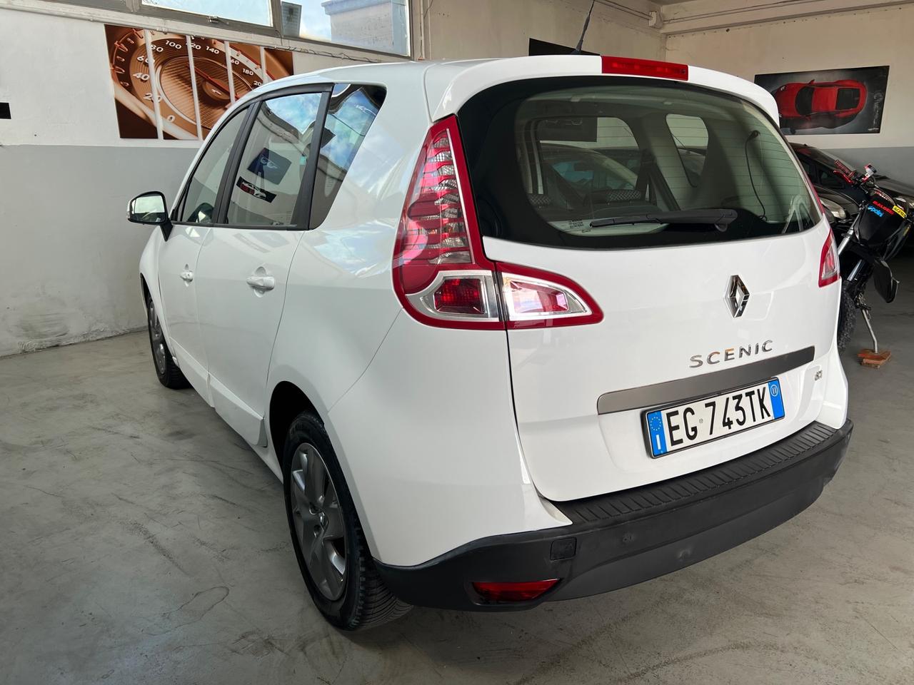 Renault Scenic Scénic X-Mod 1.5 dCi 110CV Luxe