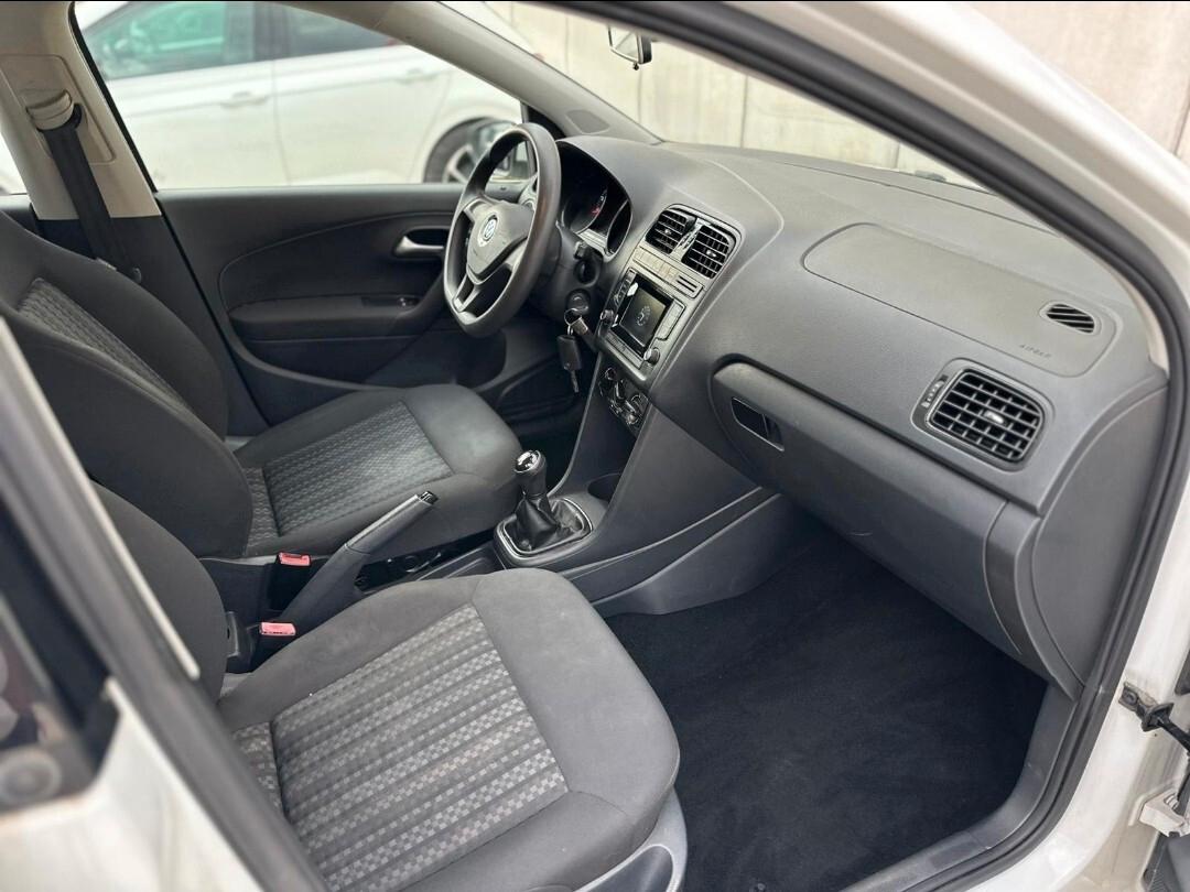 Volkswagen Polo 1.0 MPI 75 CV 5p. Fresh