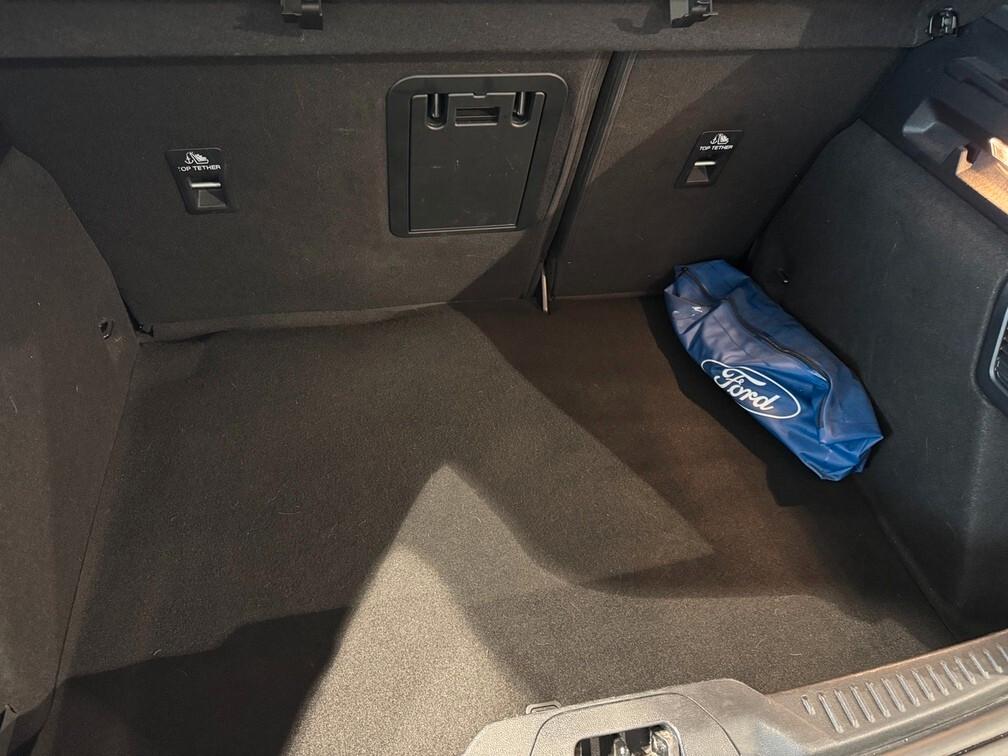 Ford Focus 1.0 ecoboost h ST-Line Design 125cv powershift Neo