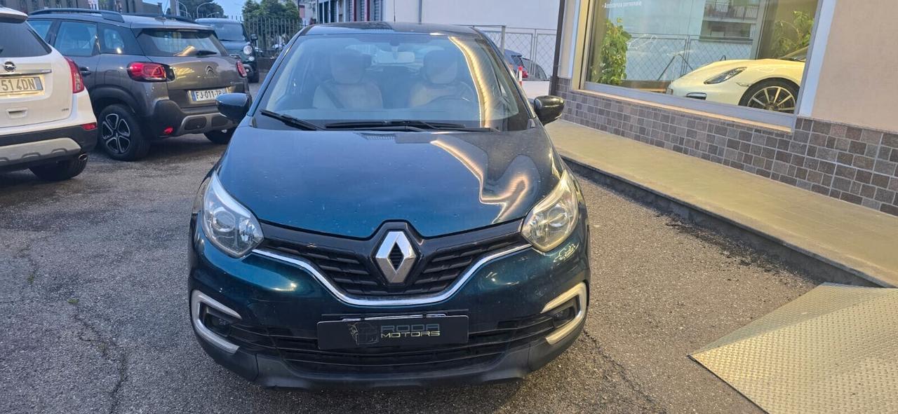 Renault Captur dCi 8V 110 CV Start&Stop Energy Initiale Paris