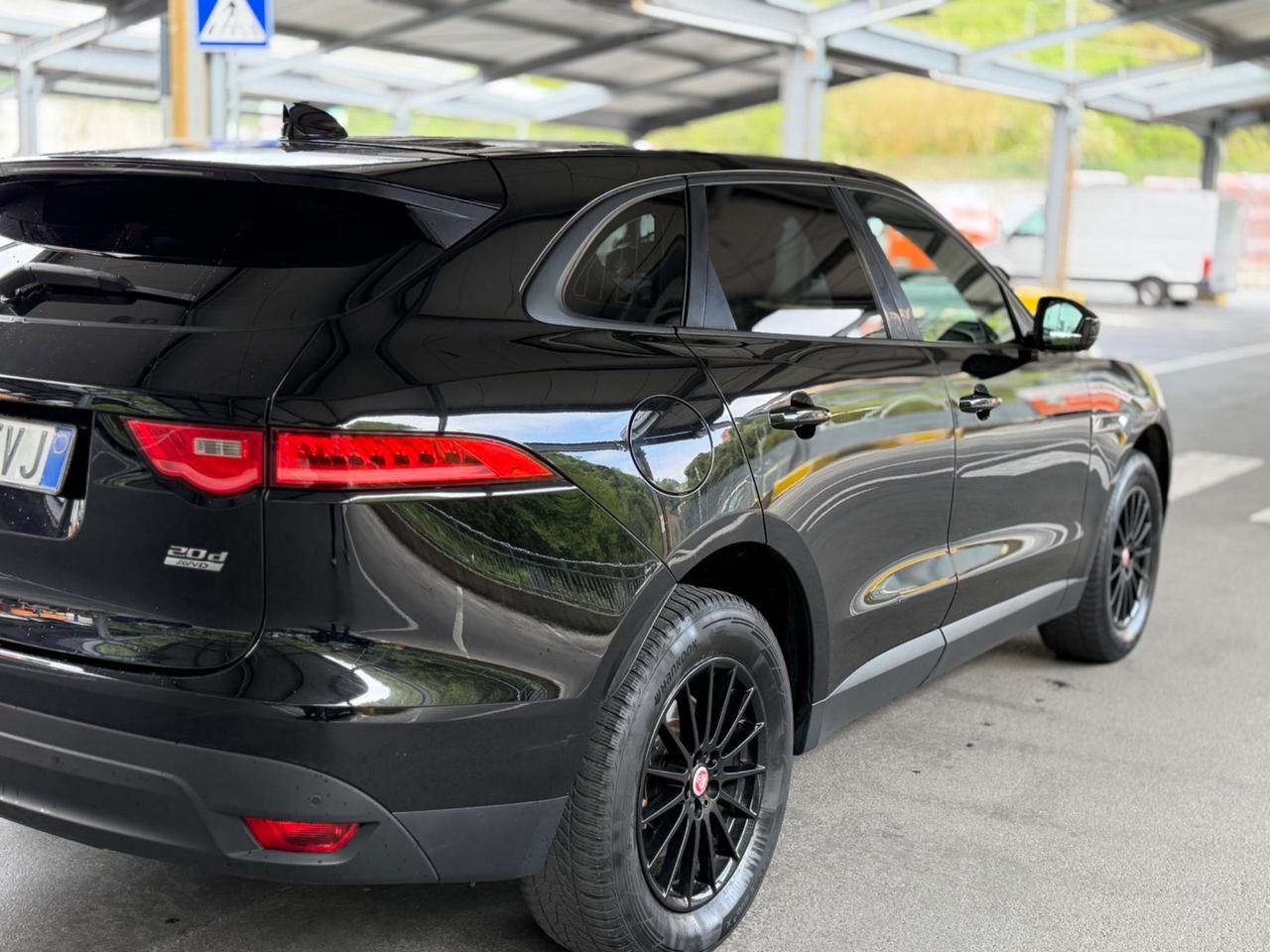 Jaguar F-Pace 2.0 D 180 CV AWD manuale - 2017 euro6