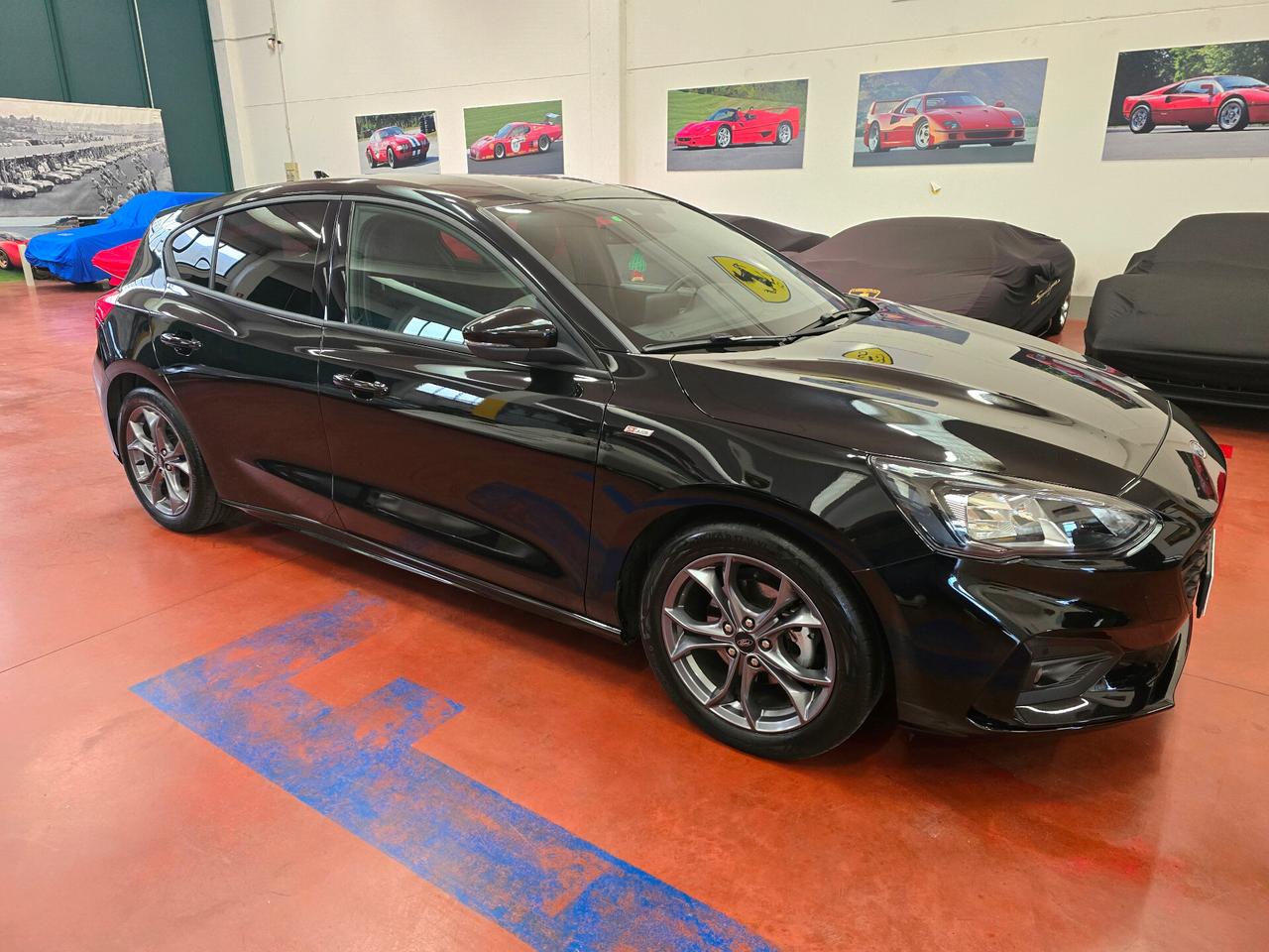 Ford Focus 1.0 EcoBoost Hybrid 125 CV 5p. ST Line