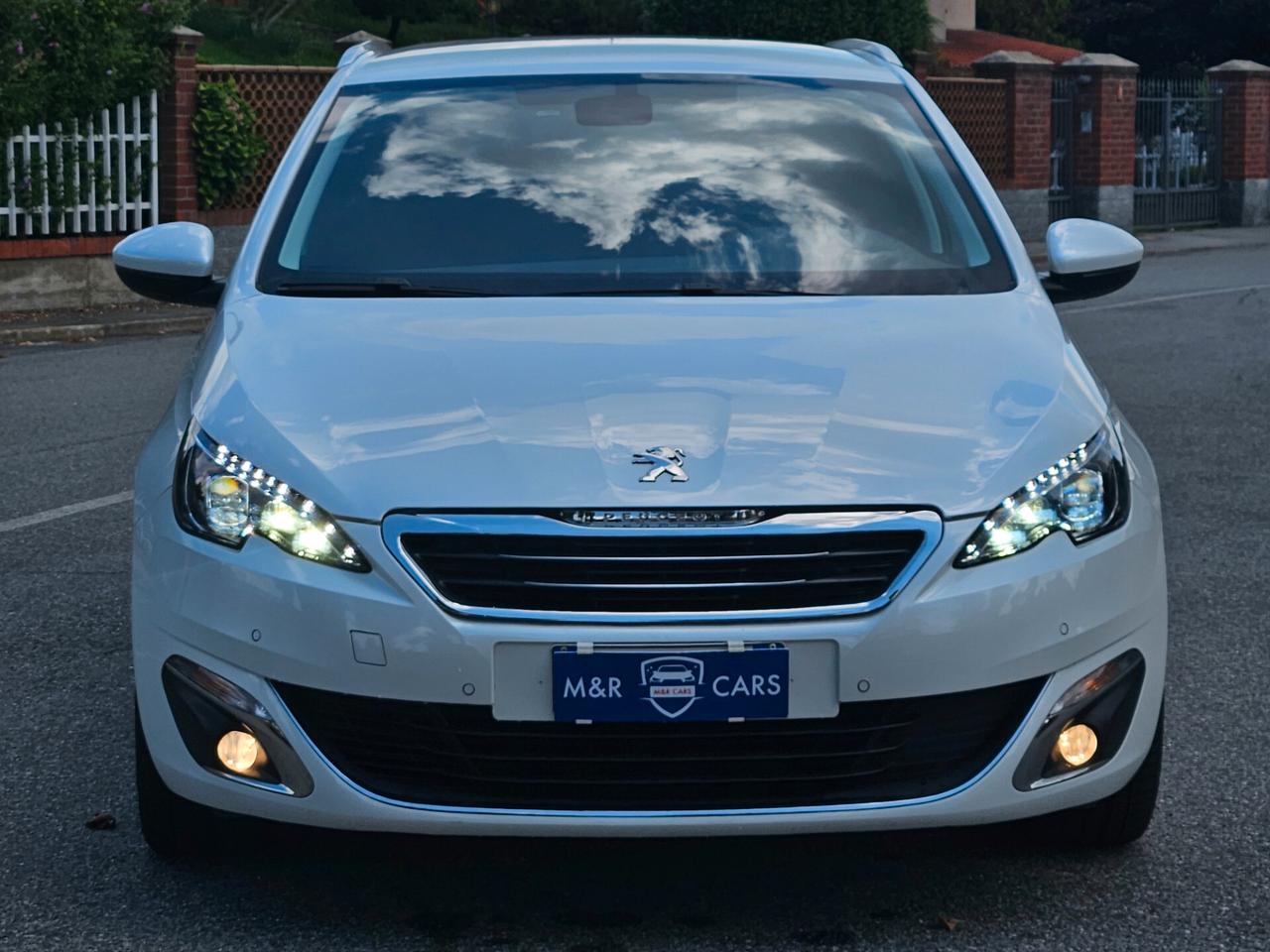 Peugeot 308 BlueHDi 120 CV Bianco Perla E6B