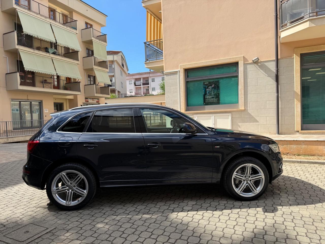 Audi Q5 3.0 V6 TDI 245 CV quattro S tronic S-Line
