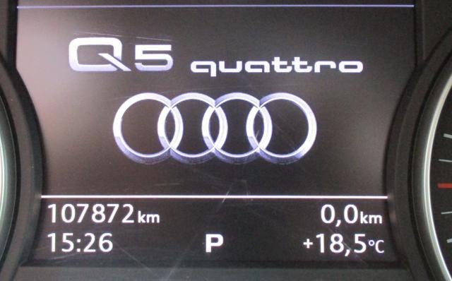 AUDI Q5 35 TDI quattro S tronic Business Sport