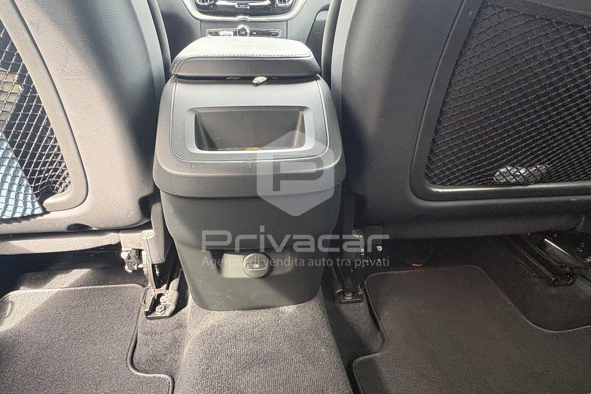 VOLVO XC60 B4 (d) Geartronic R-design