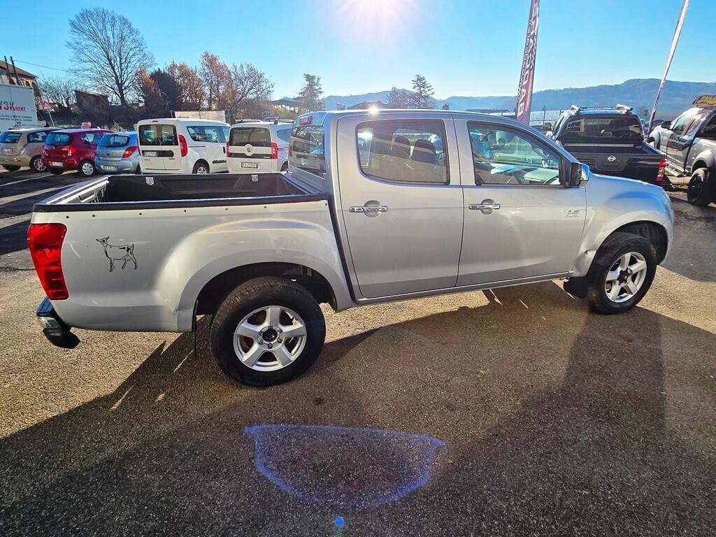 Isuzu D-Max 2.5 TDI 163CV SOLAR 4WD