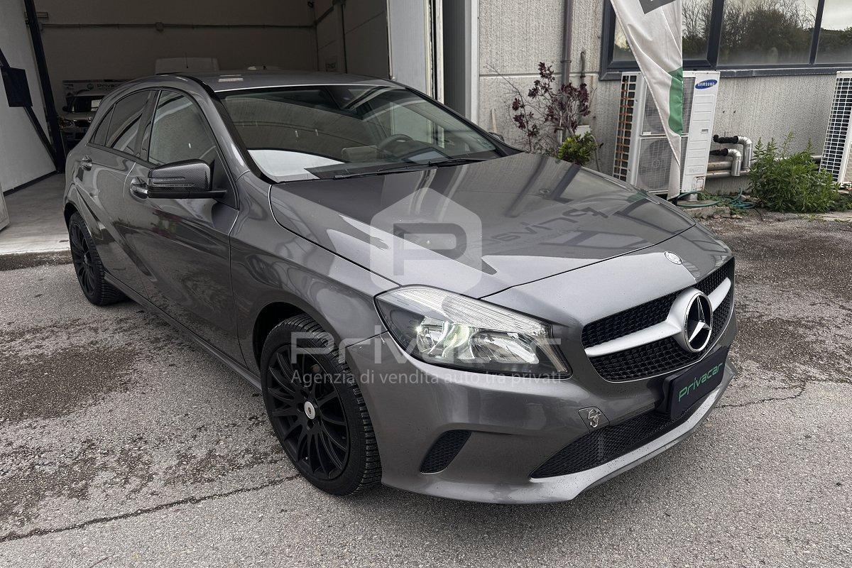 MERCEDES A 180 d Business