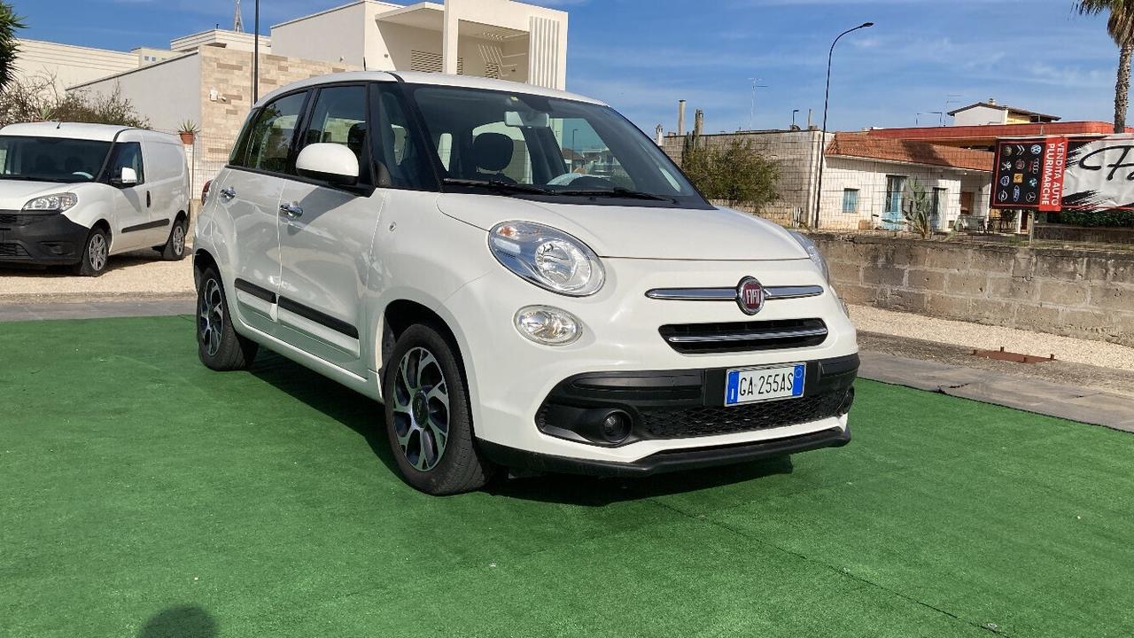 Fiat 500L 1.3 MJT 95 CV NAV 10"