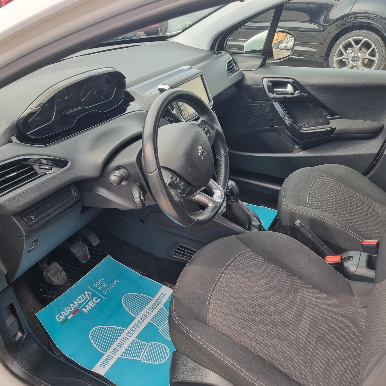 Peugeot 208 82CV 5 porte Active