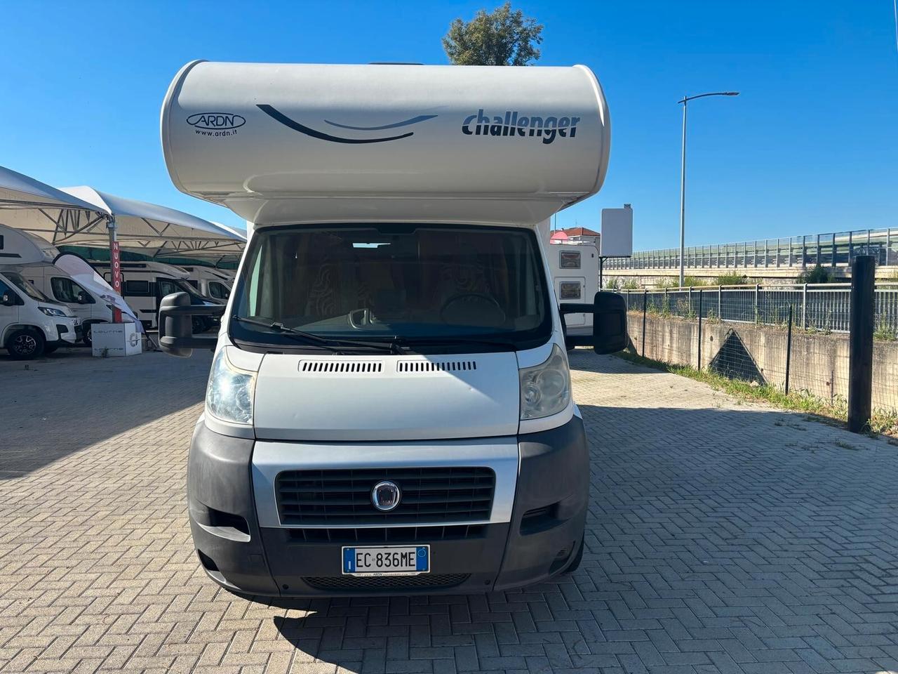 Challenger 55 camper