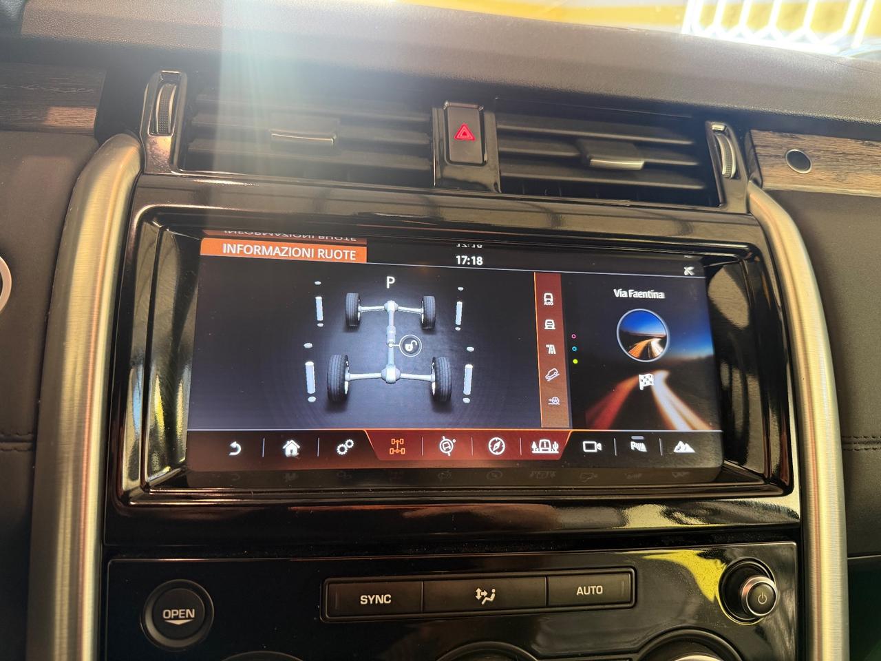 Land Rover Discovery 3.0 TD6 249 CV 7 Posti 2019