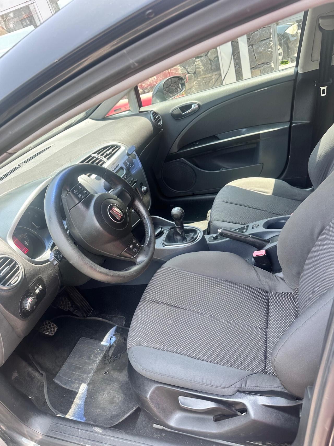 Seat Leon 2.0 TDI DPF Stylance