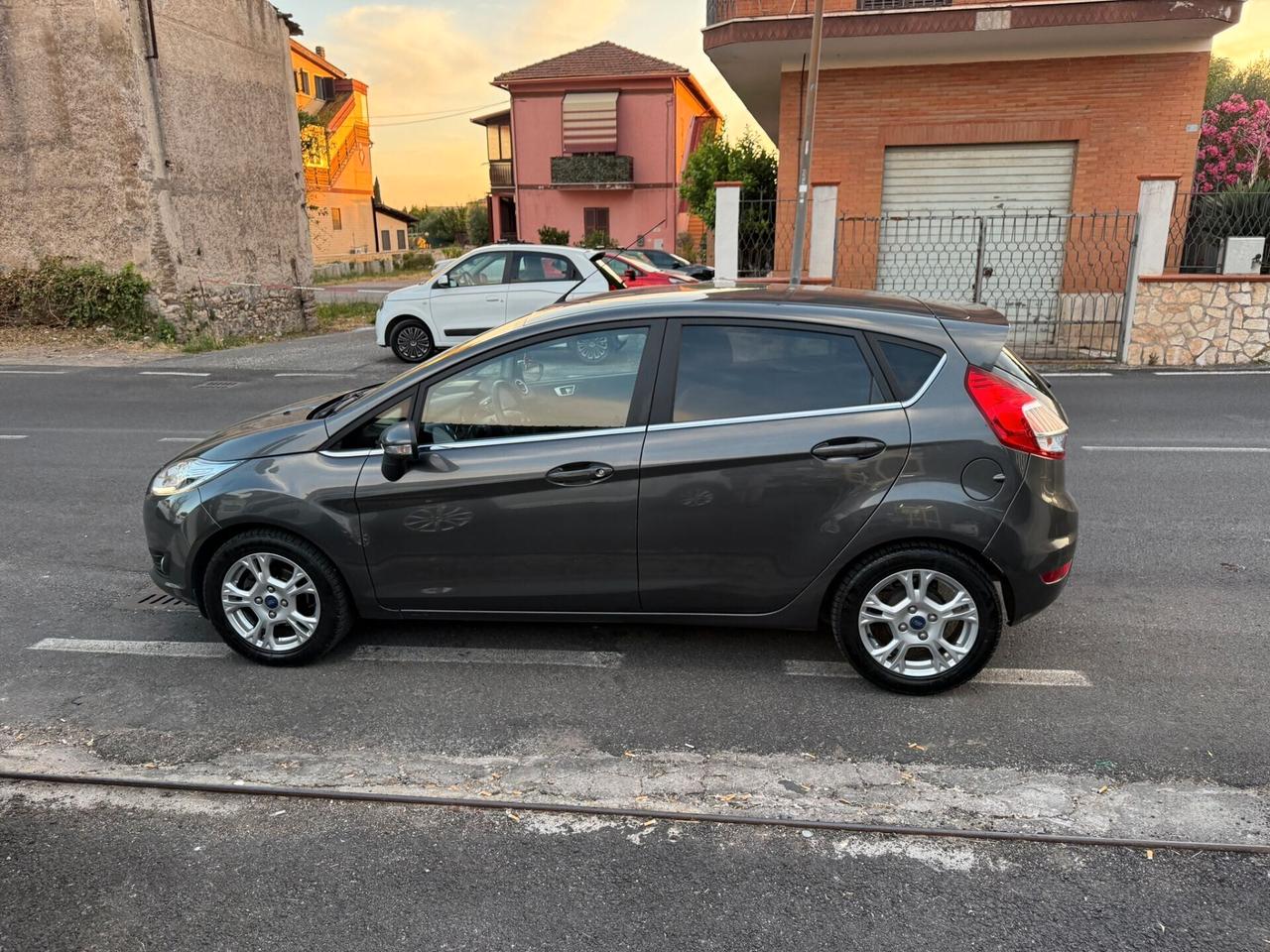 Ford Fiesta 1.5 TDCi Euro6B - Tutto incluso - Finanziabile - Superprezzo