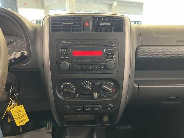 Suzuki Jimny 1.3i 16V cat 4WD JLX