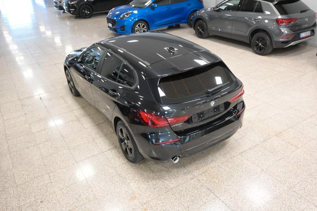 Bmw 116 118d 5p. Business Advantage