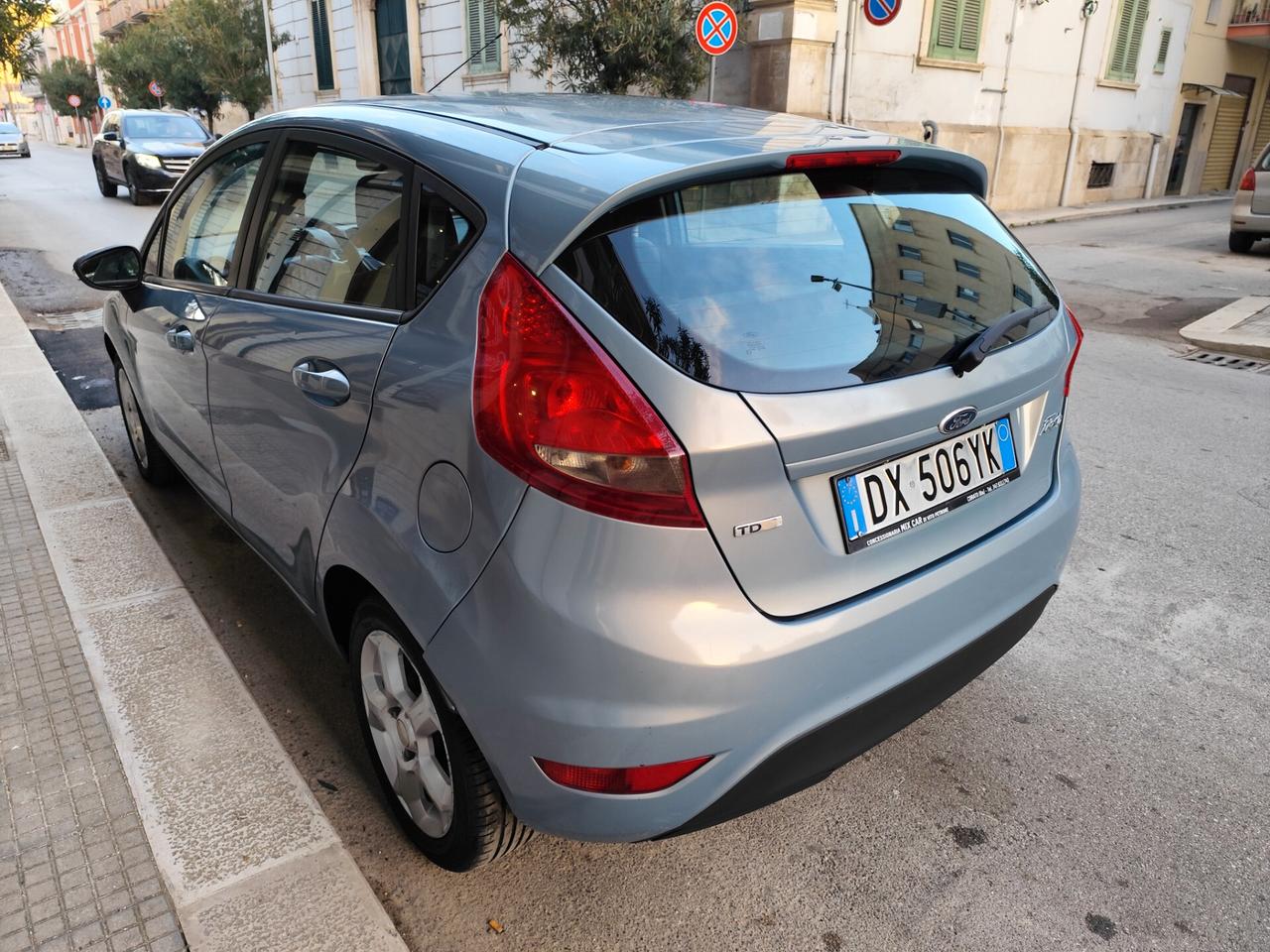 Ford Fiesta 1.4 TDCi 68CV DIESEL