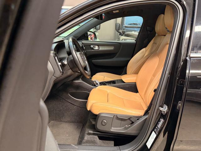 VOLVO XC40 D4 AWD Geartronic Inscription