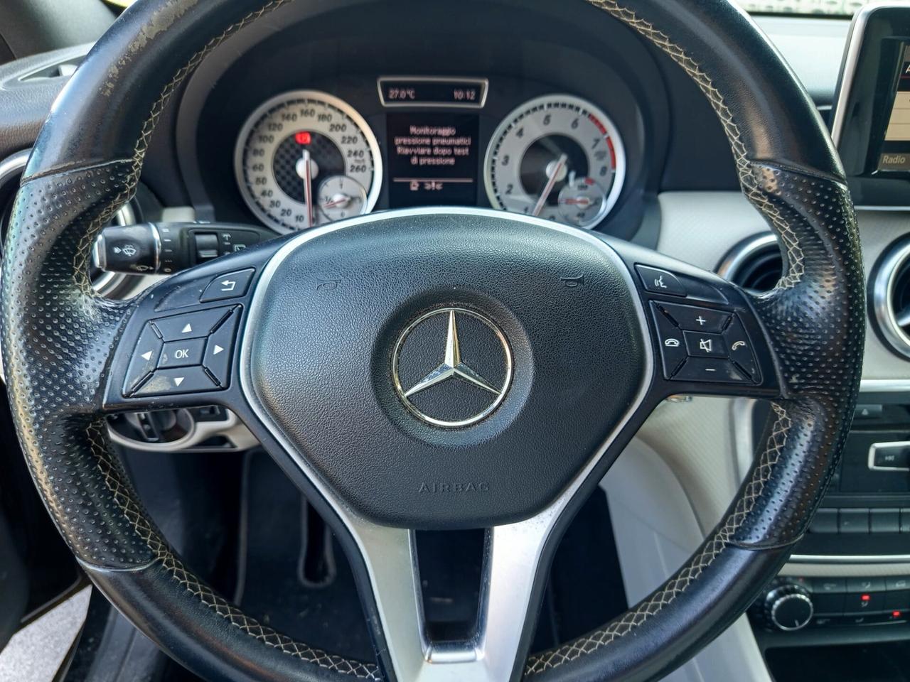 Mercedes-benz A 180 BlueEFFICIENCY Premium