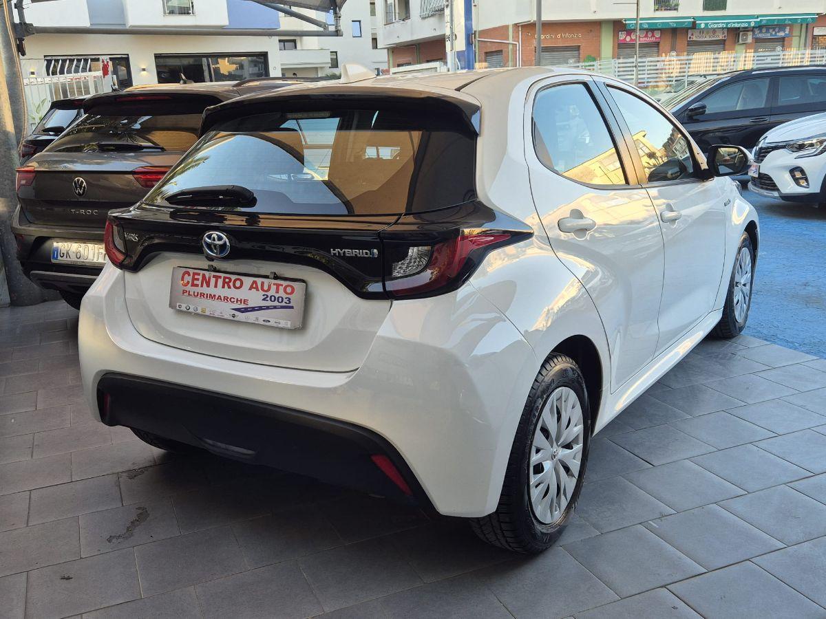 TOYOTA - Yaris - 1.5 Hybrid 5p. Business