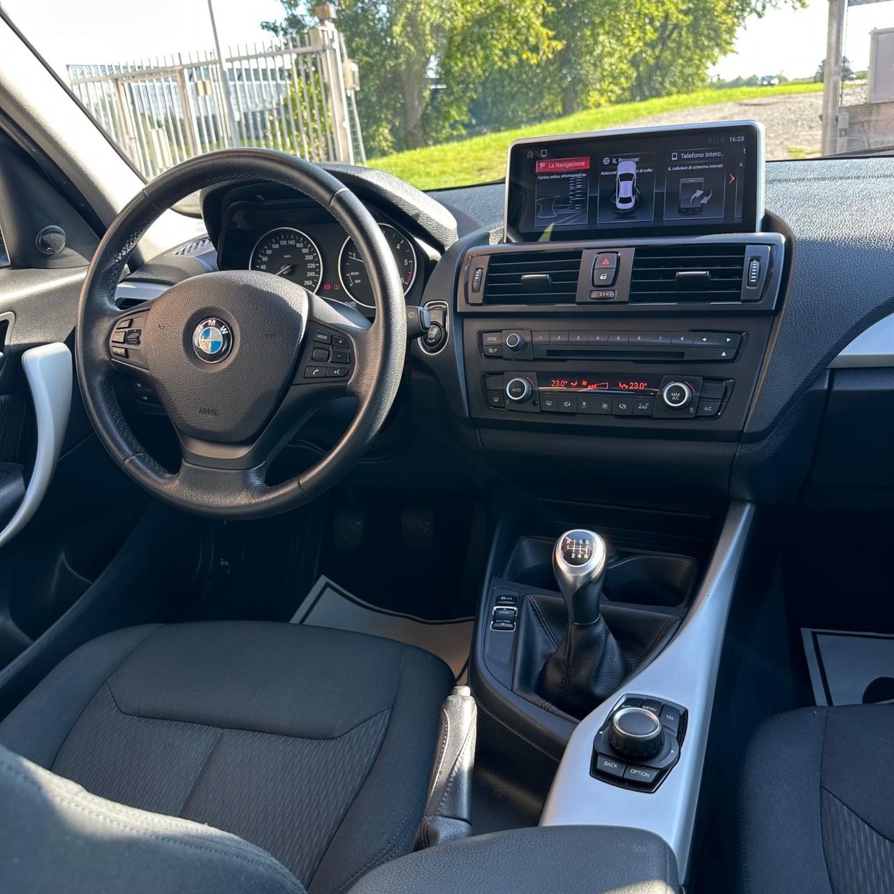 Bmw 114 114d 5p. Urban