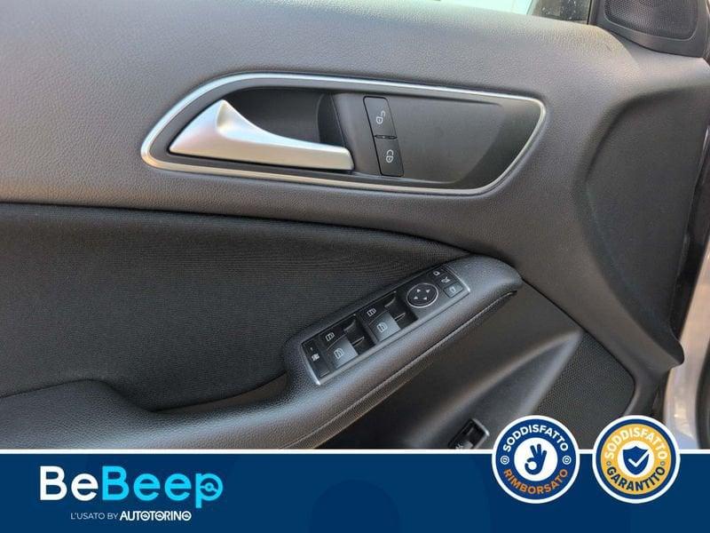 Mercedes-Benz GLA 180 D BUSINESS AUTO