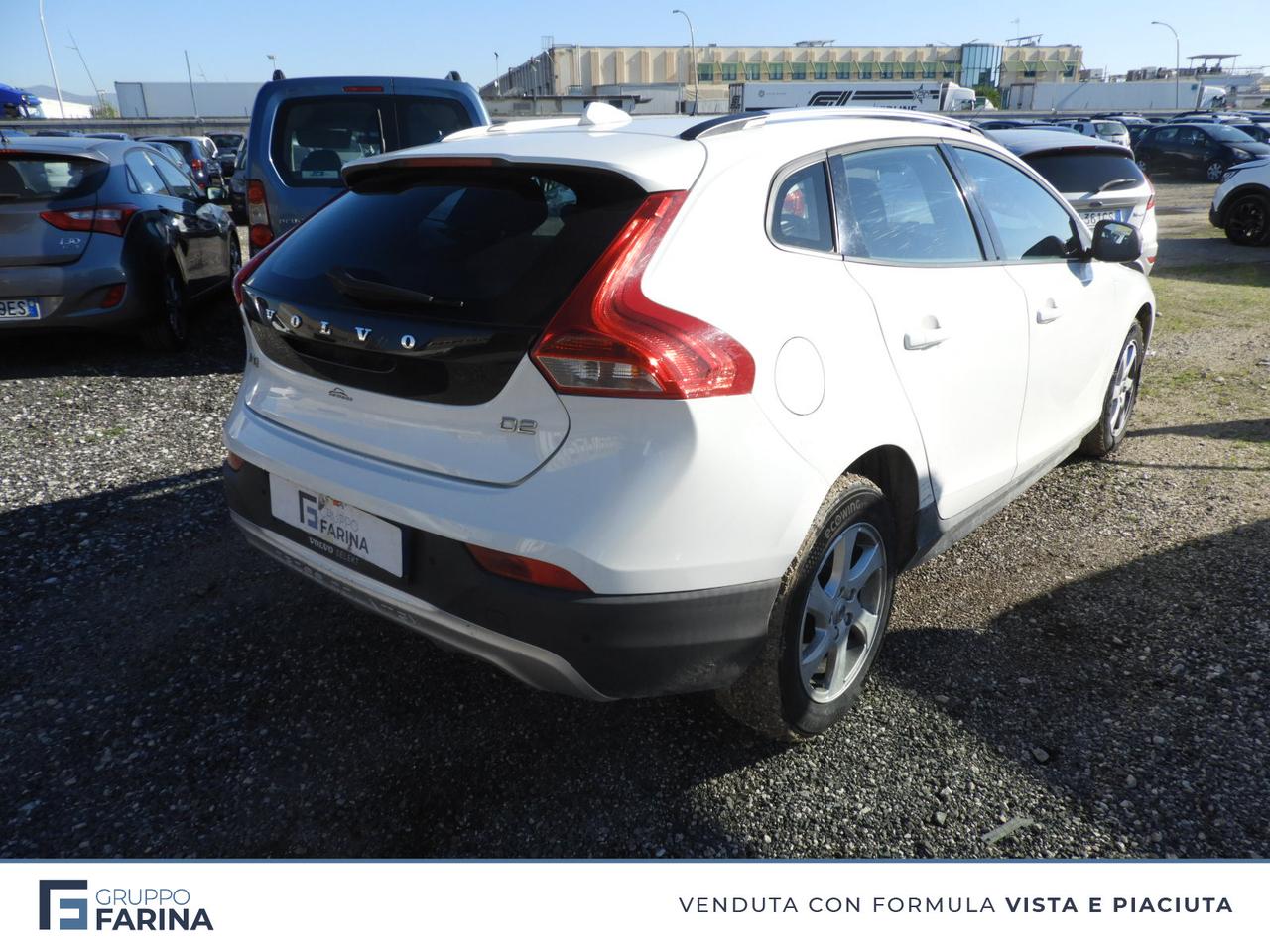 VOLVO V40 II 2012 Cross Country - V40 Cross Country 2.0 d2 Momentum geartronic