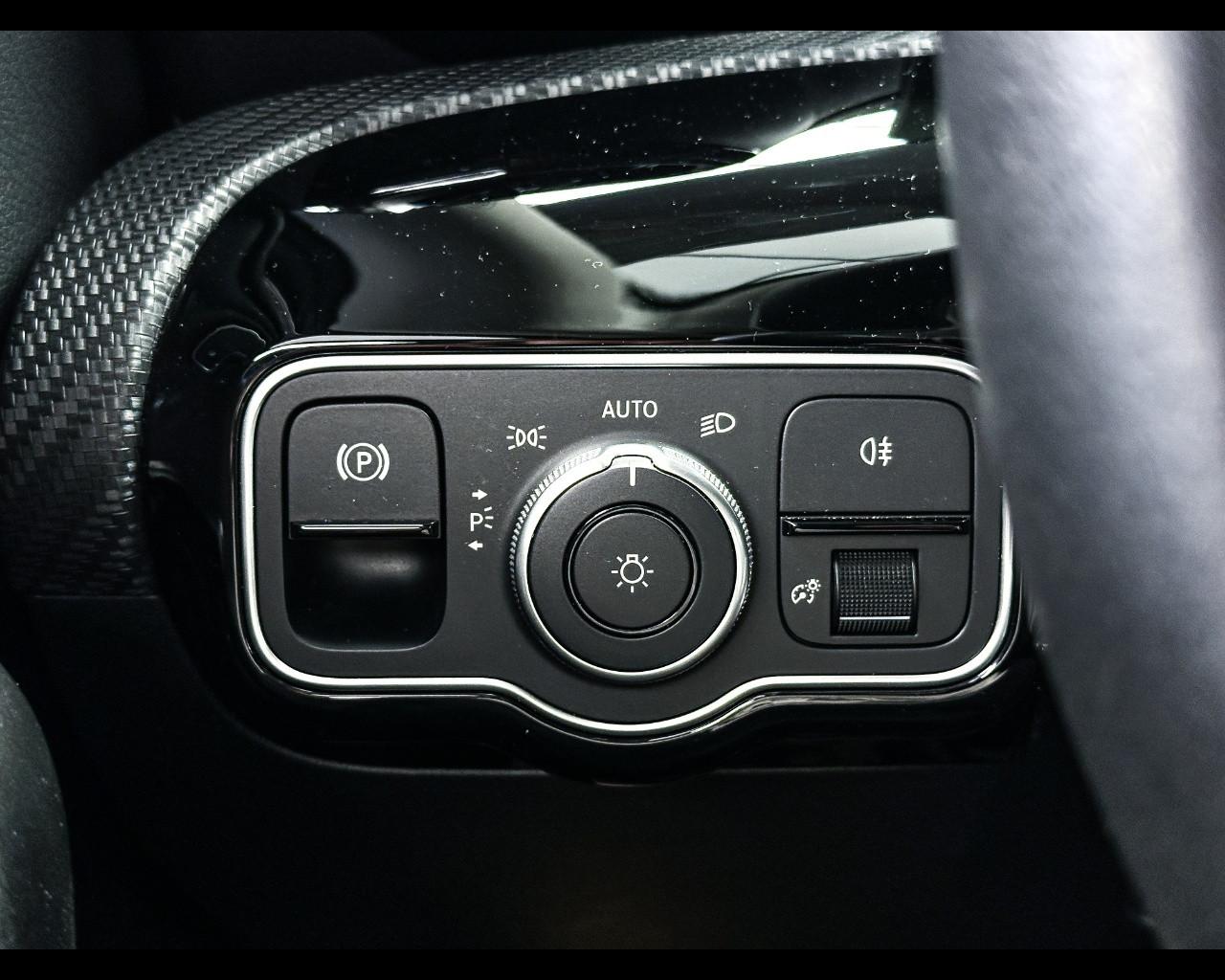 Mercedes-Benz Classe A (W176) - A 180 CDI Automatic Premium