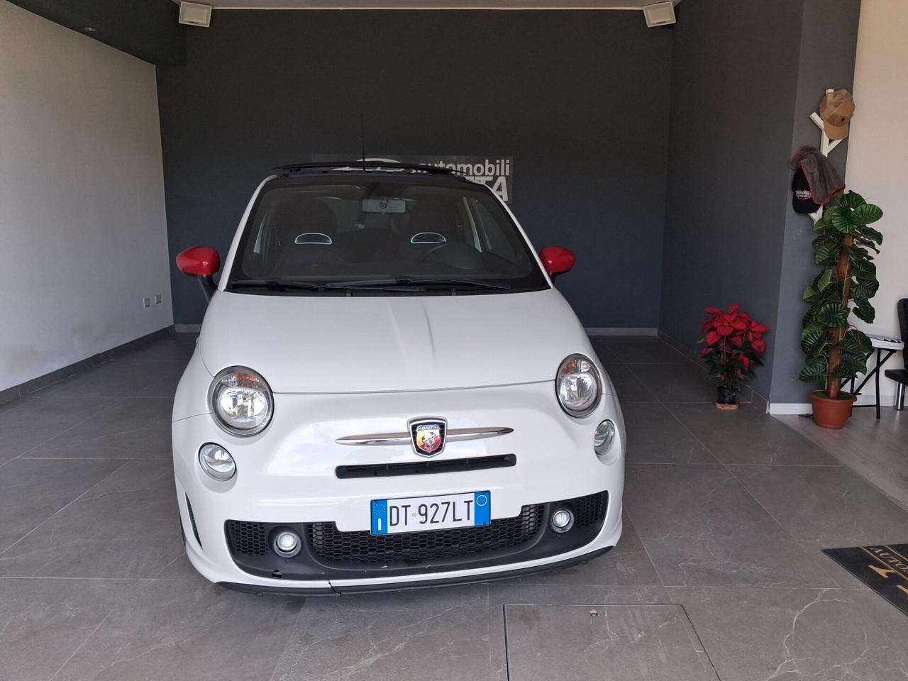 Abarth 500 1.4 Turbo T-Jet si accettano permute tetto panoramico apribile