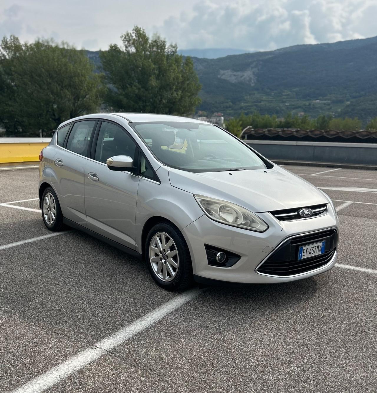 Ford C-Max Titanium Business Neopatentati 2015