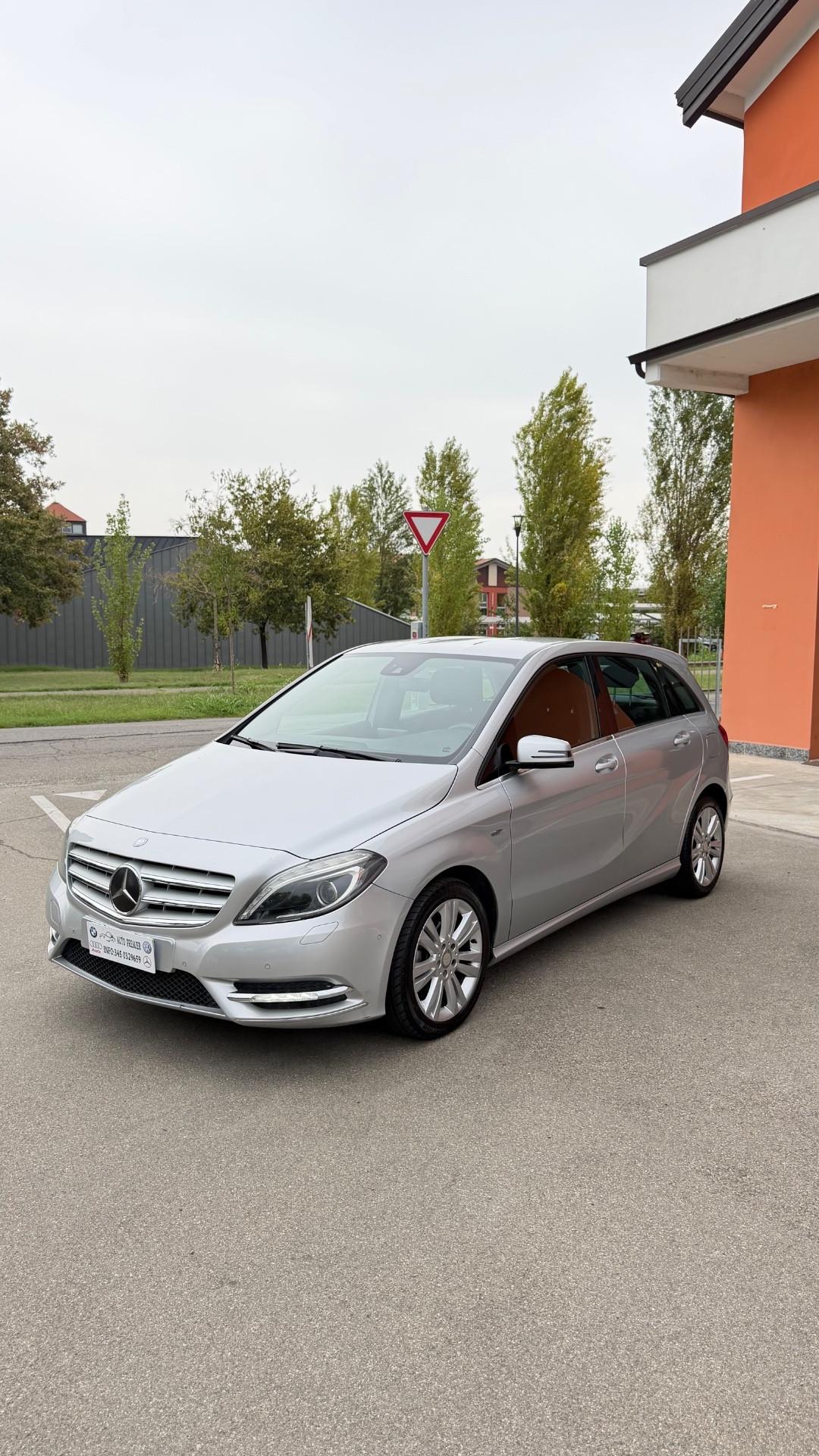 Mercedes-benz B 180 CDI BlueEFFICIENCY Executive