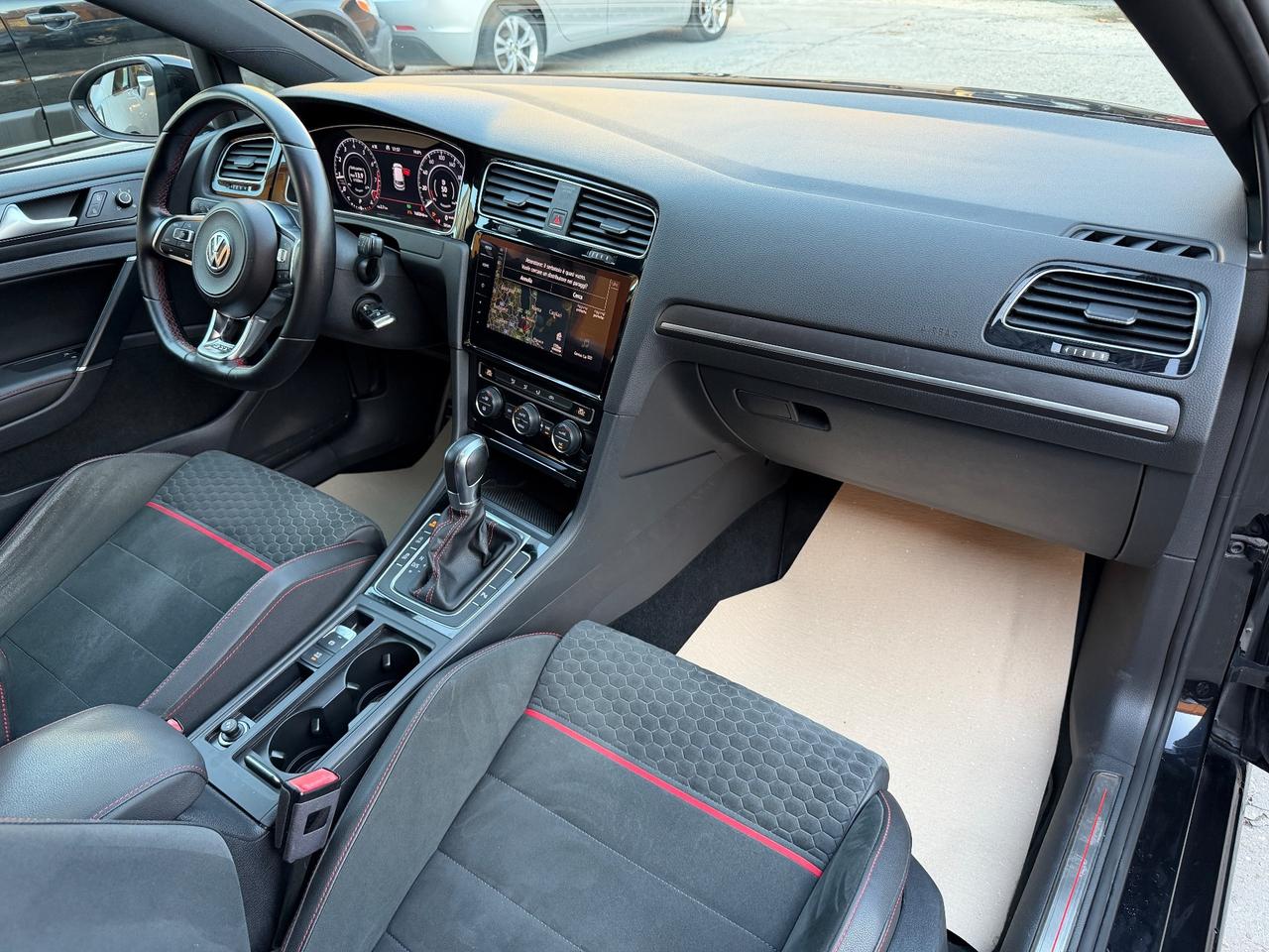 Volkswagen Golf GTI Performance 2.0 245 CV TSI DSG 3p. BMT