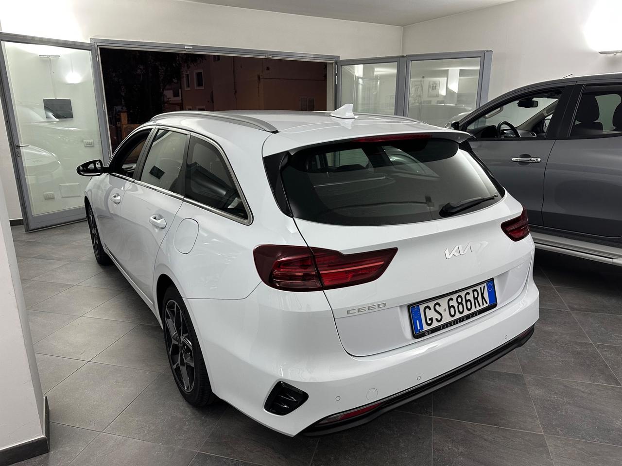 Kia Ceed 1.6 CRDi 136 CV MHEV DCT SW Business