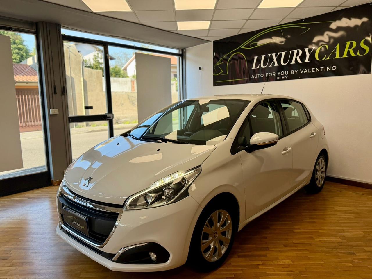 Peugeot 208 PureTech 1.2 Benzina 82CV 5 porte Allure Soli 40.000km!!!