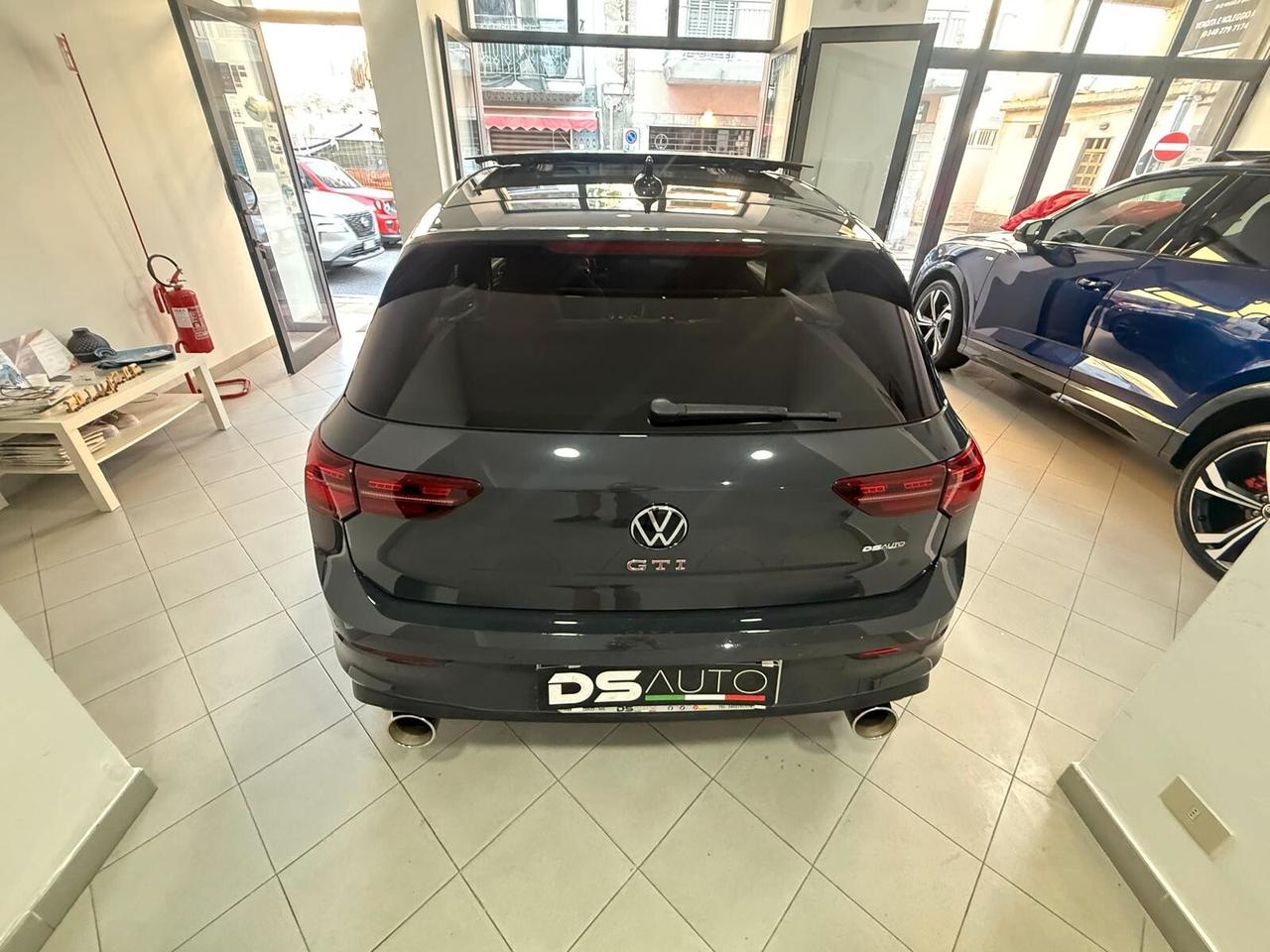 Volkswagen Golf GTI 2.0 TSI DSG
